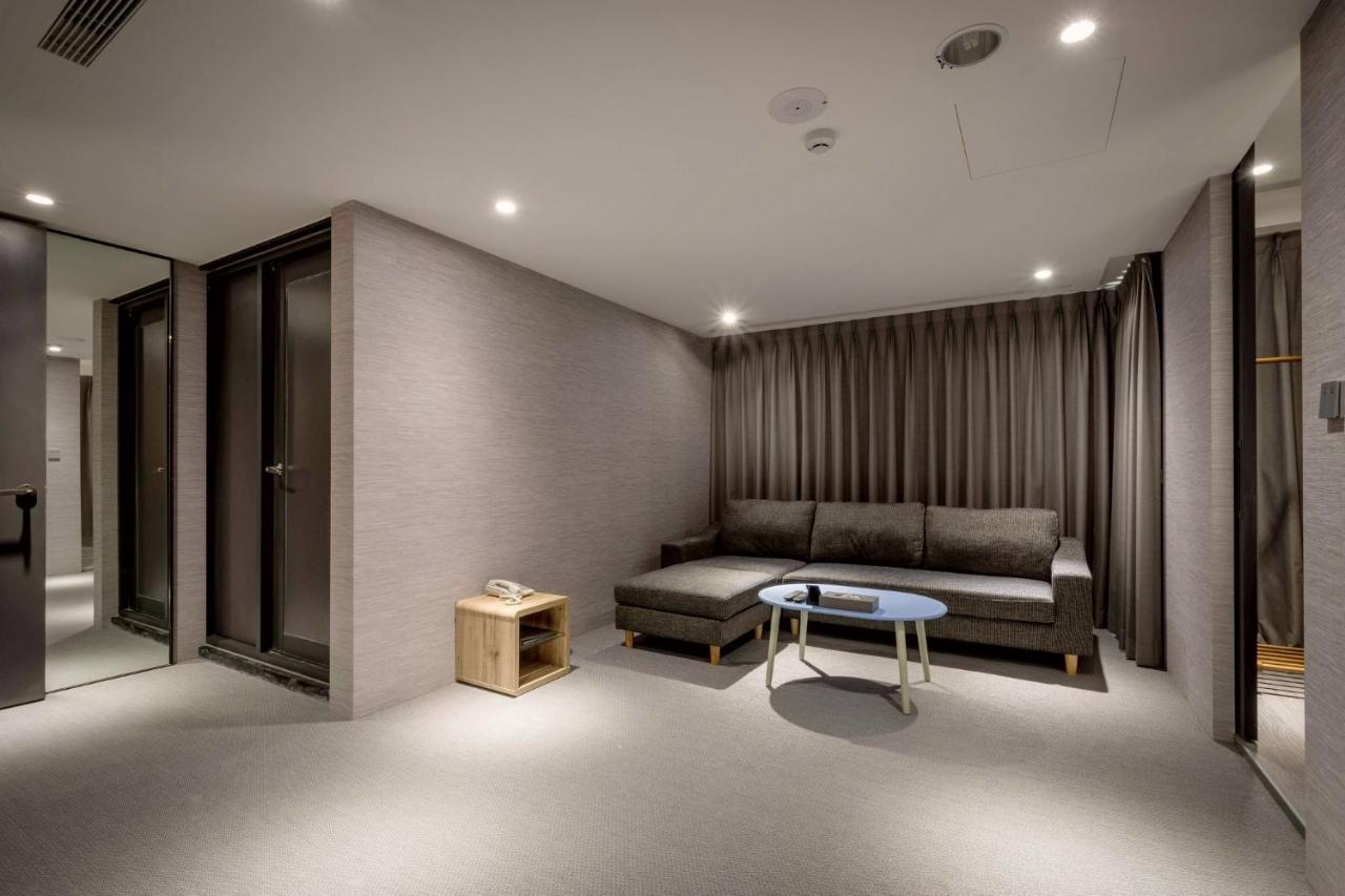 D D Hotel Tainan Eksteriør bilde